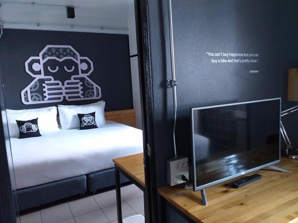 Blu Monkey Hub & Hotel Szuratthani Kültér fotó
